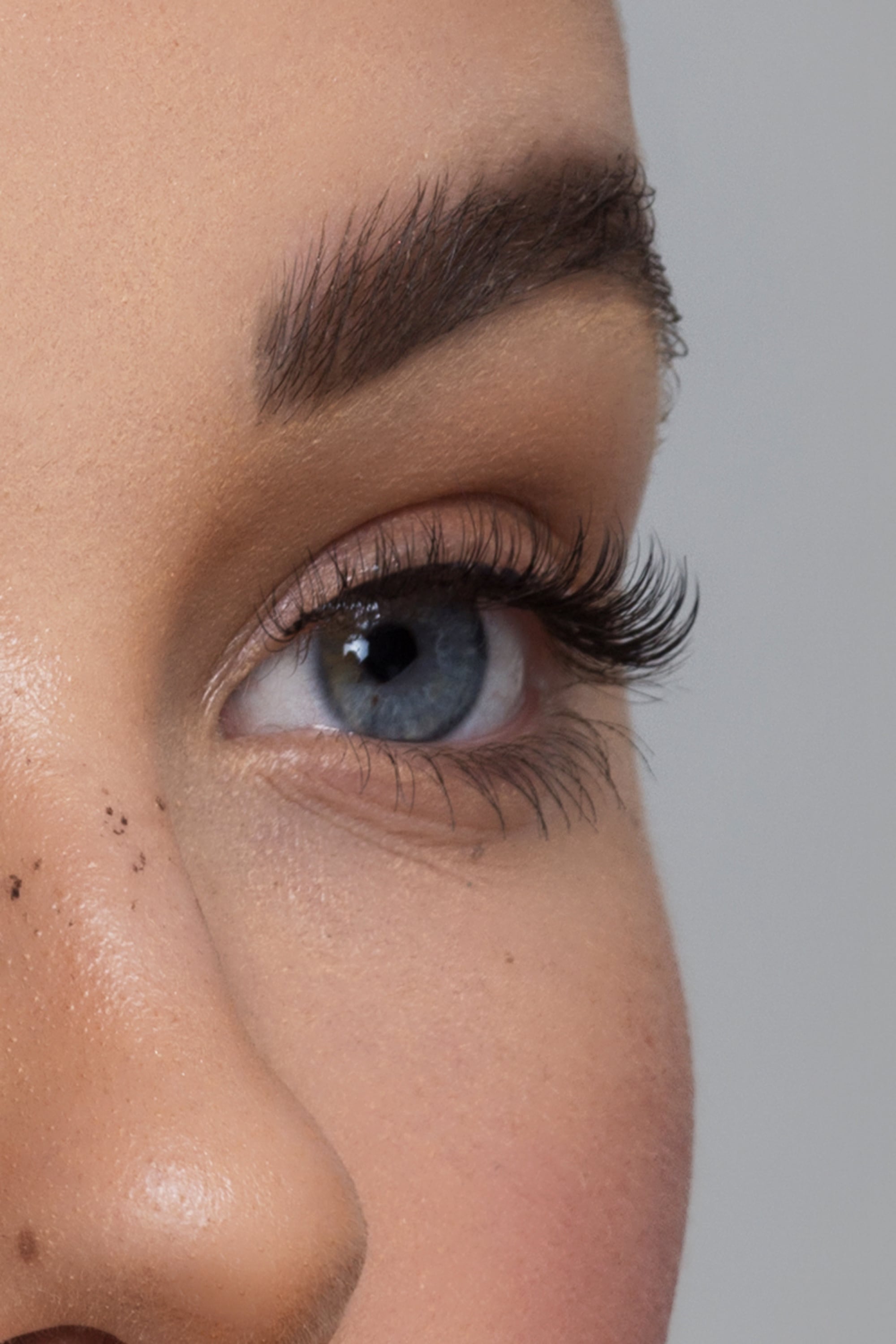 Nude - Lightweight Everyday Strip Lashes