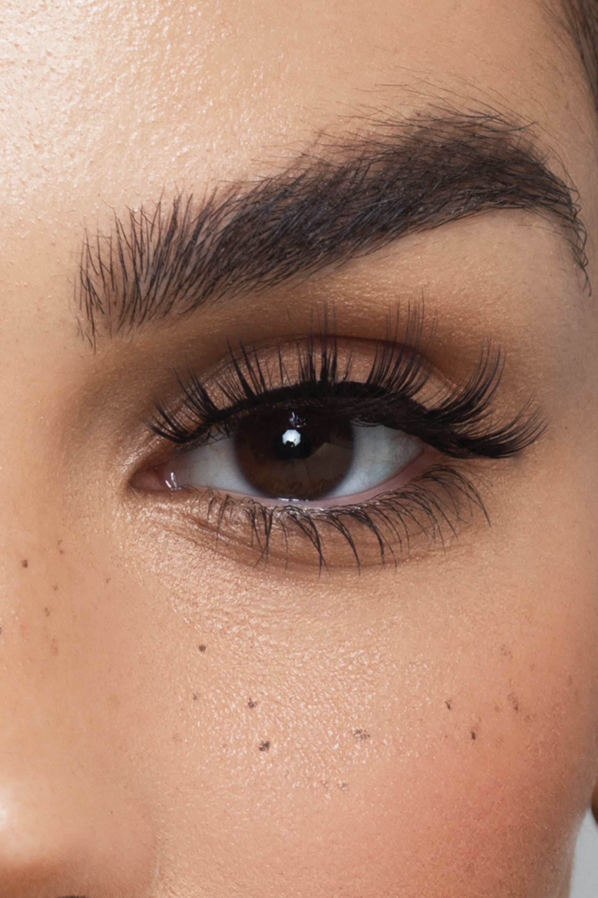 Essential - Light and Wispy Strip Lashes