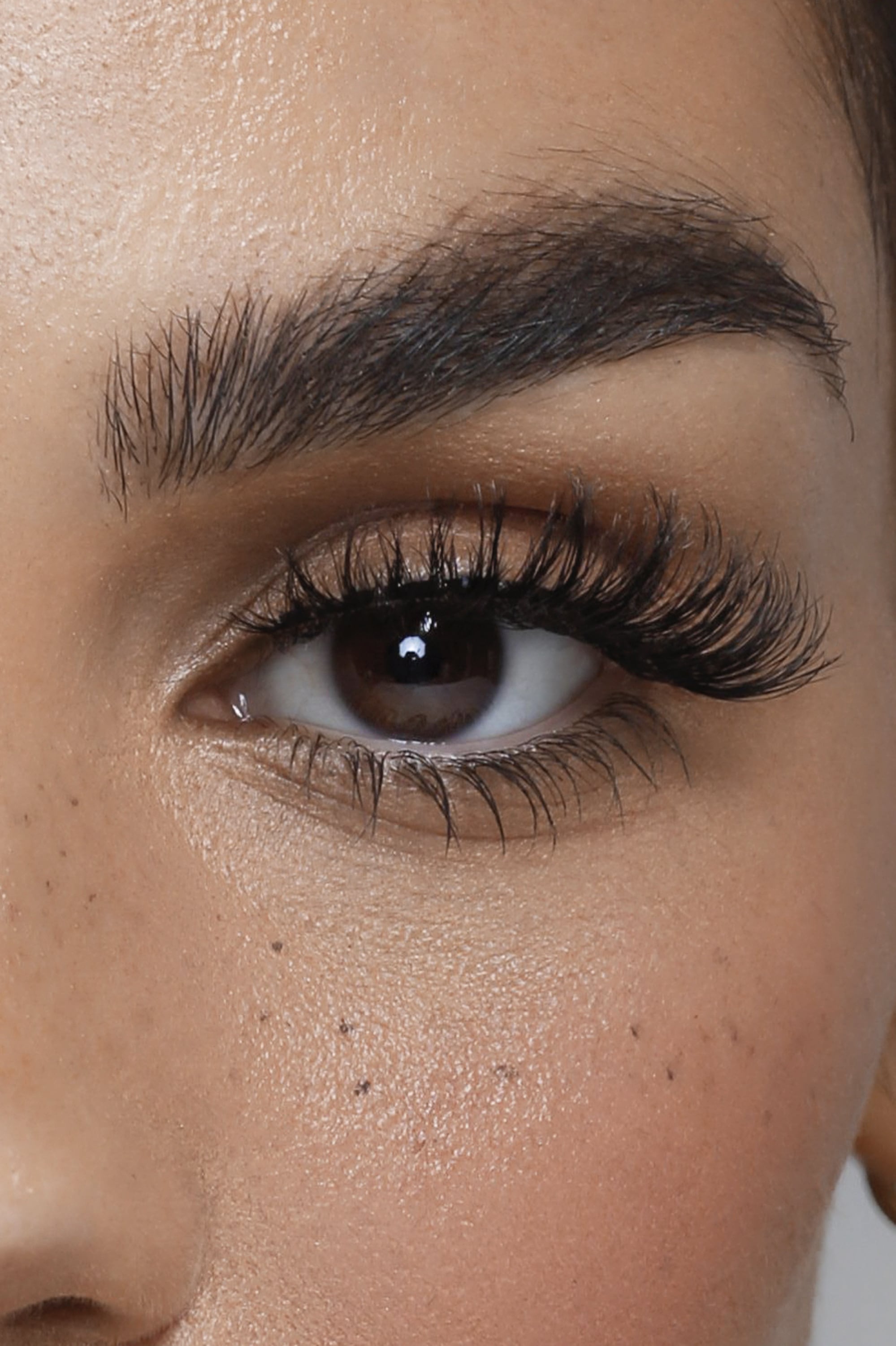 Breezy - Glam Wispy Strip Lashes